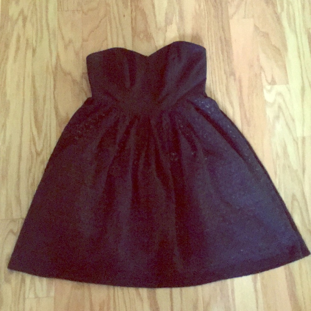 Sweetheart cut black dress
